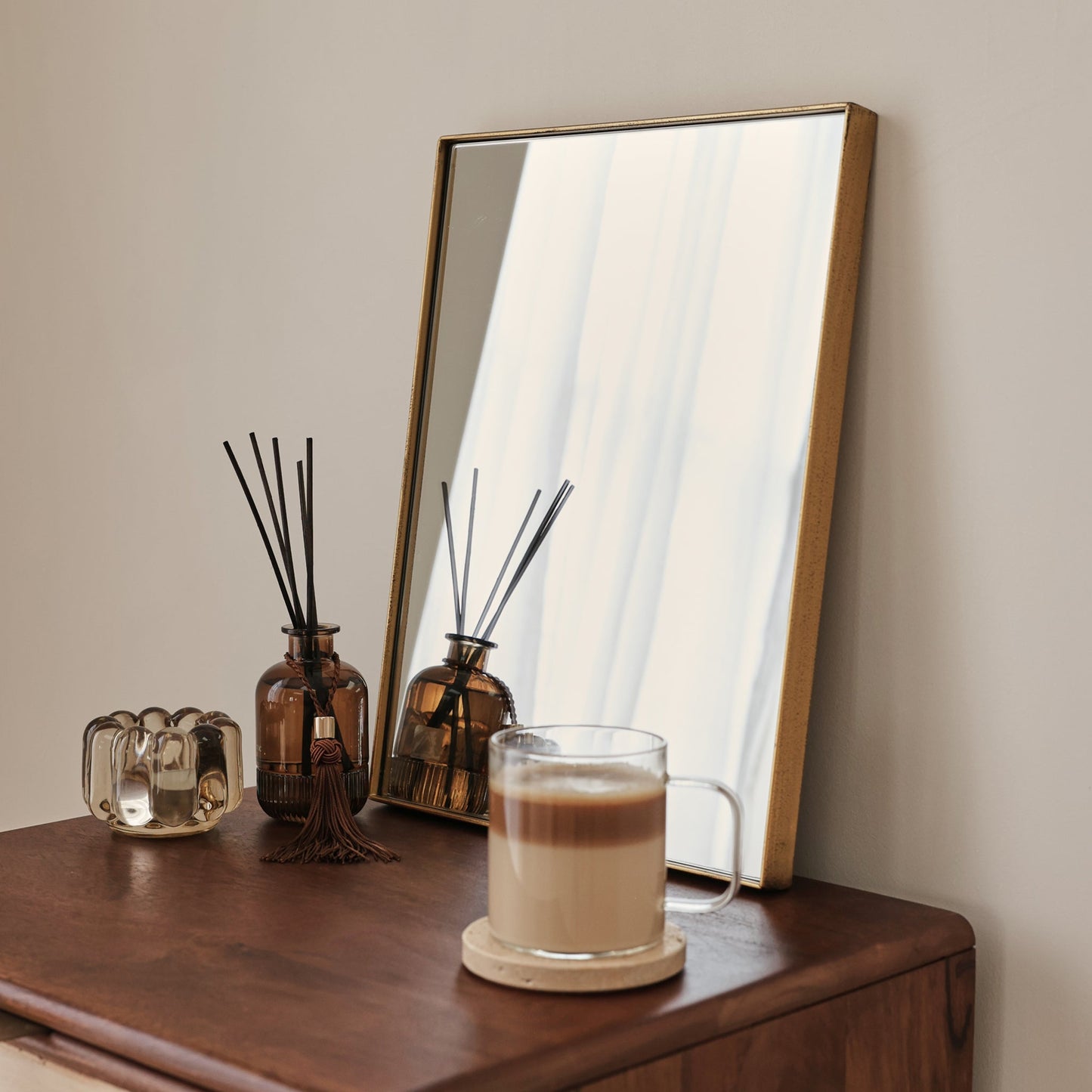 Theo - Miroir Mural Rectangulaire en Métal Doré 40cm x 30cm