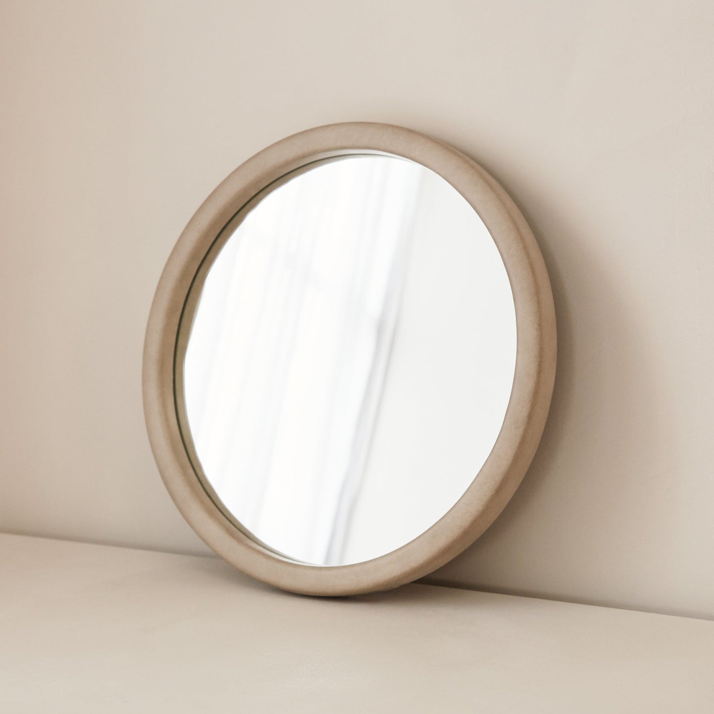 Arden - Miroir mural rond en béton et bois 40cm x 40cm