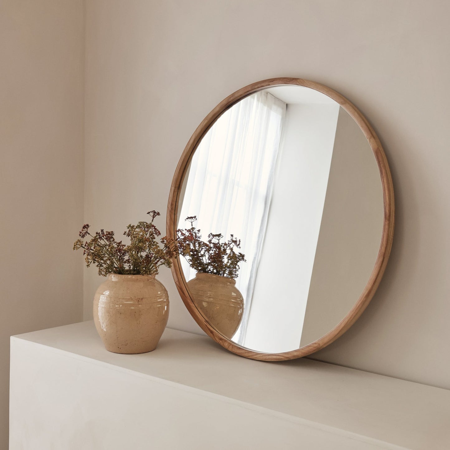 Arden - Grand miroir mural rond en bois clair 90cm x 90cm