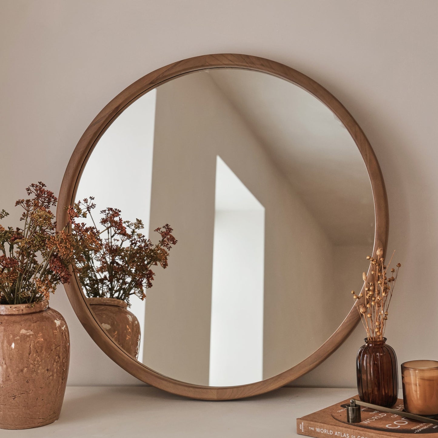 Arden - Miroir mural rond en bois chaleureux 70cm x 70cm