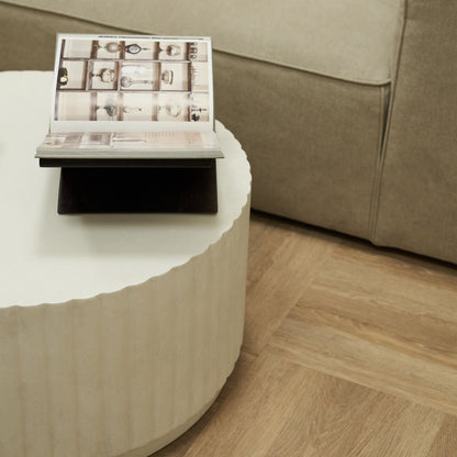 Massimo - Table basse minimaliste en béton cannelé grande