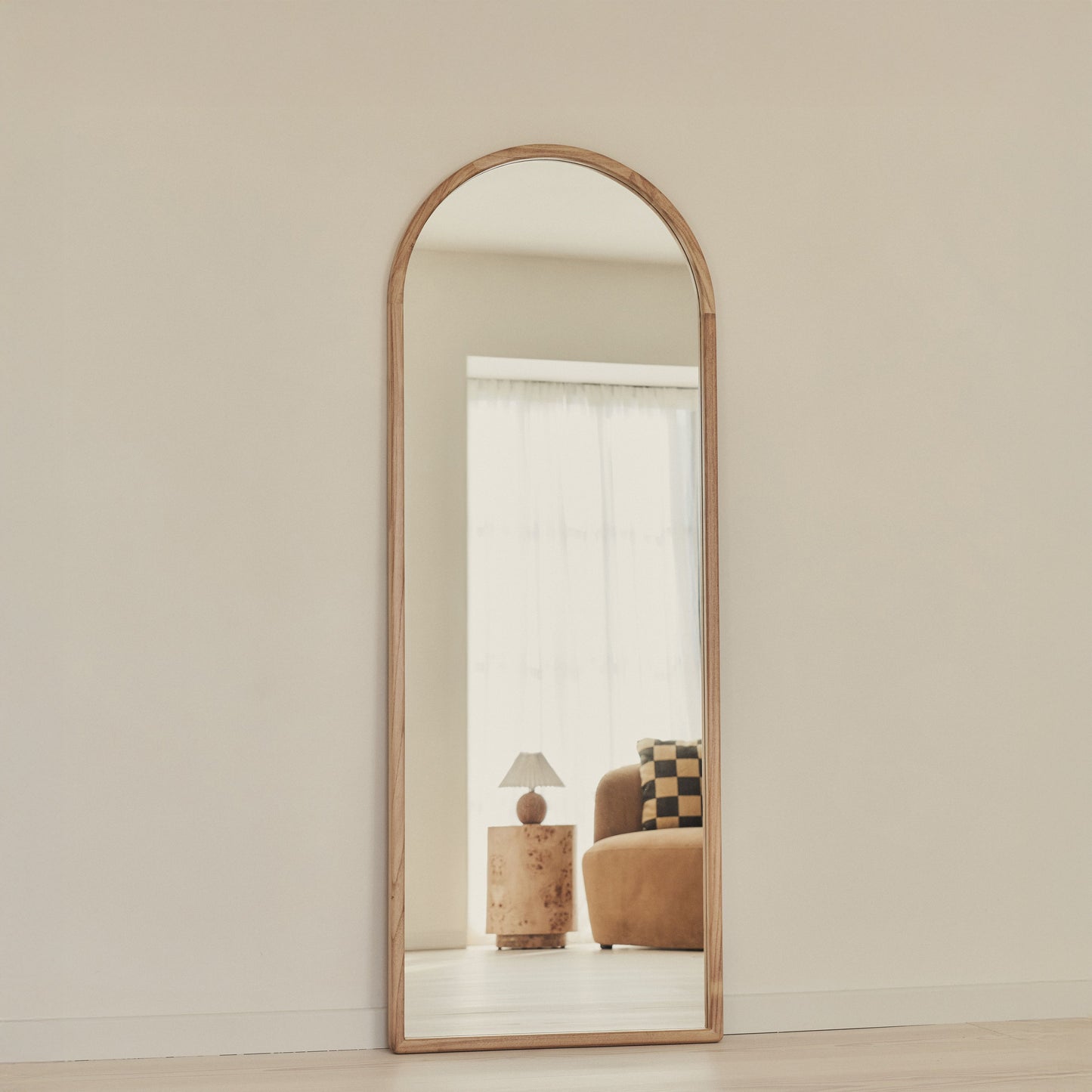 Arden - Miroir en bois clair plein pied arqué 160 cm x 60 cm