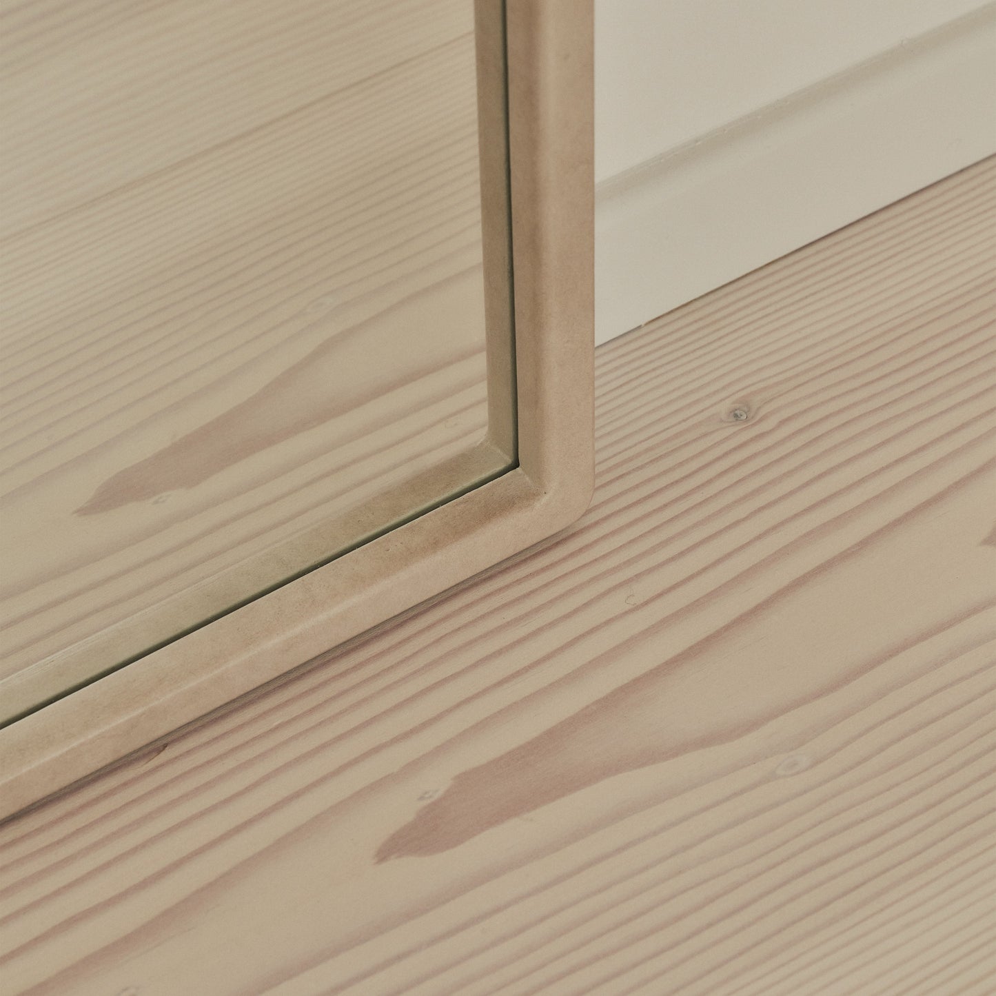 Arden - Miroir en bois pleine longueur béton 140cm x 45cm
