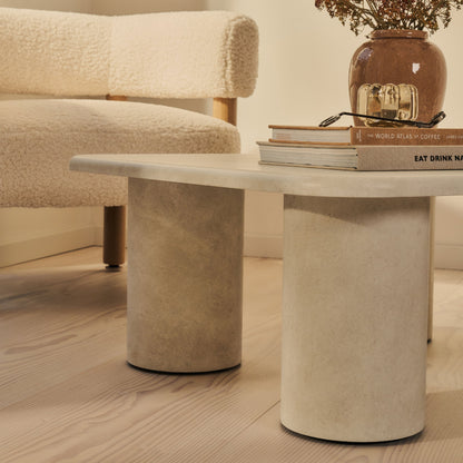 Alina - Grande table basse carrée en bois et béton