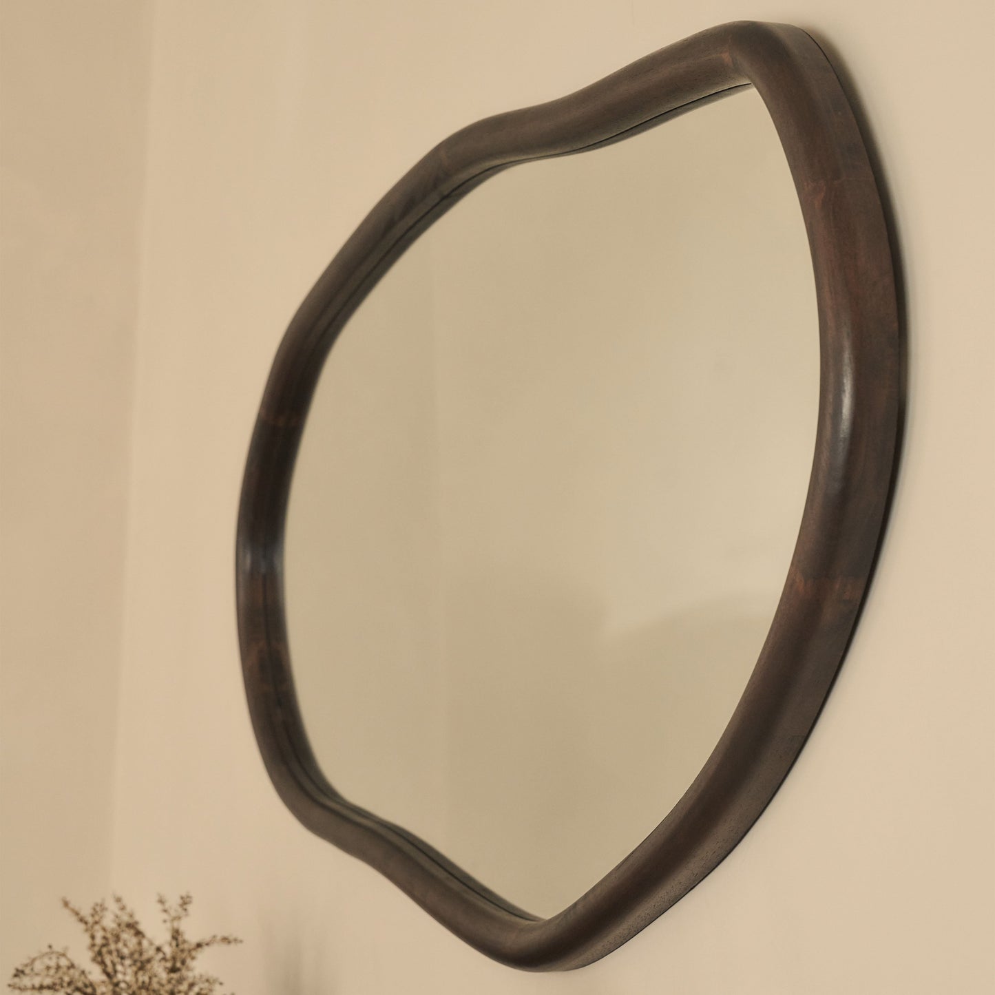 Aaliyah - Miroir mural irrégulier en bois foncé 150cm x 75cm