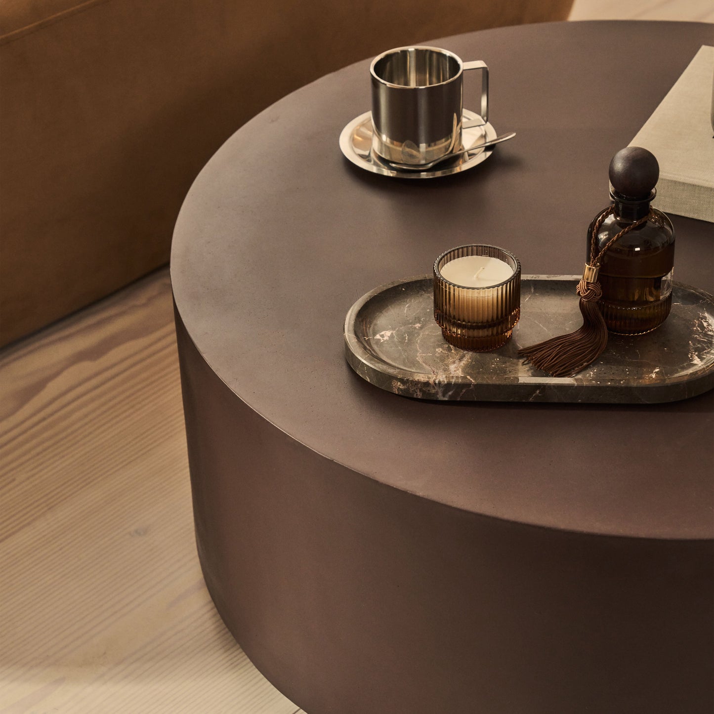Angelo - Table basse ronde minimaliste chocolat grande