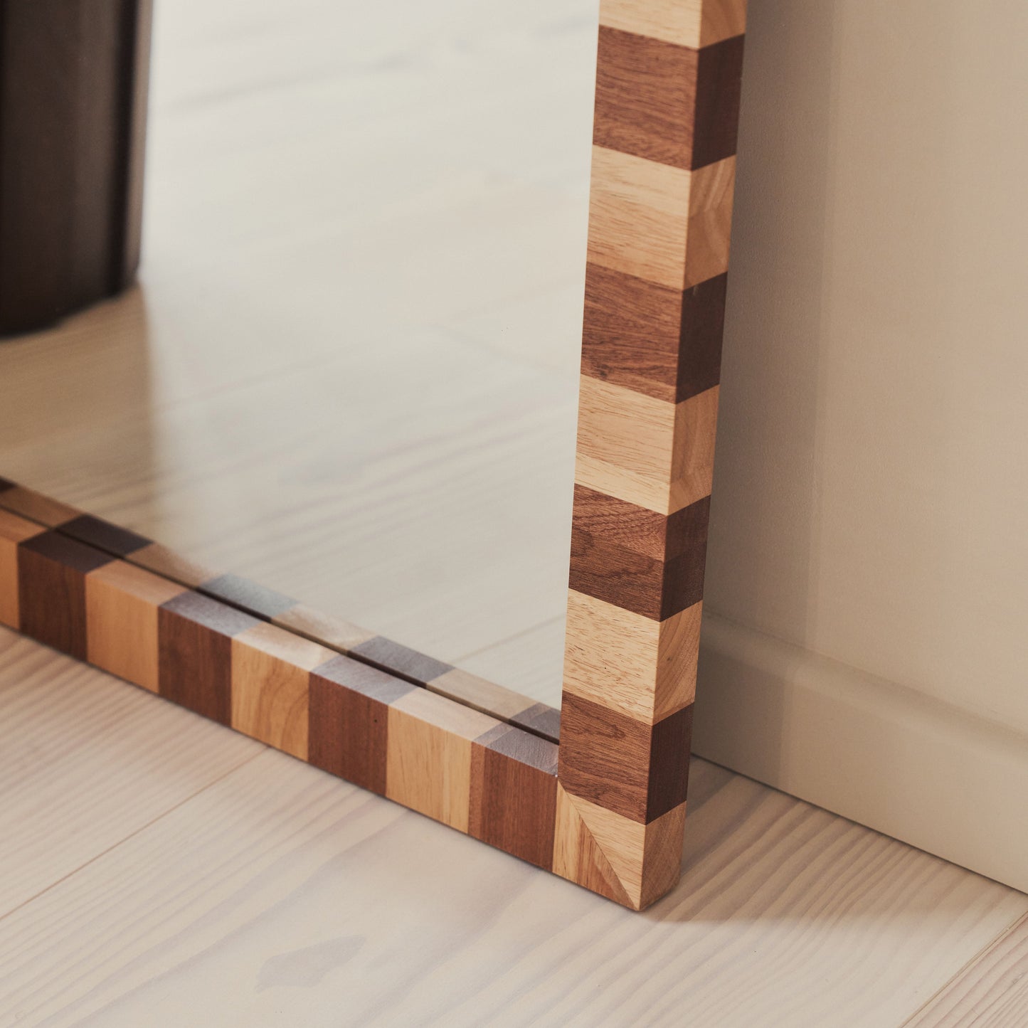 Tessera - Miroir Rectangulaire en Bois à Damier Bois Foncé et Bois Clair 180cm x 90cm