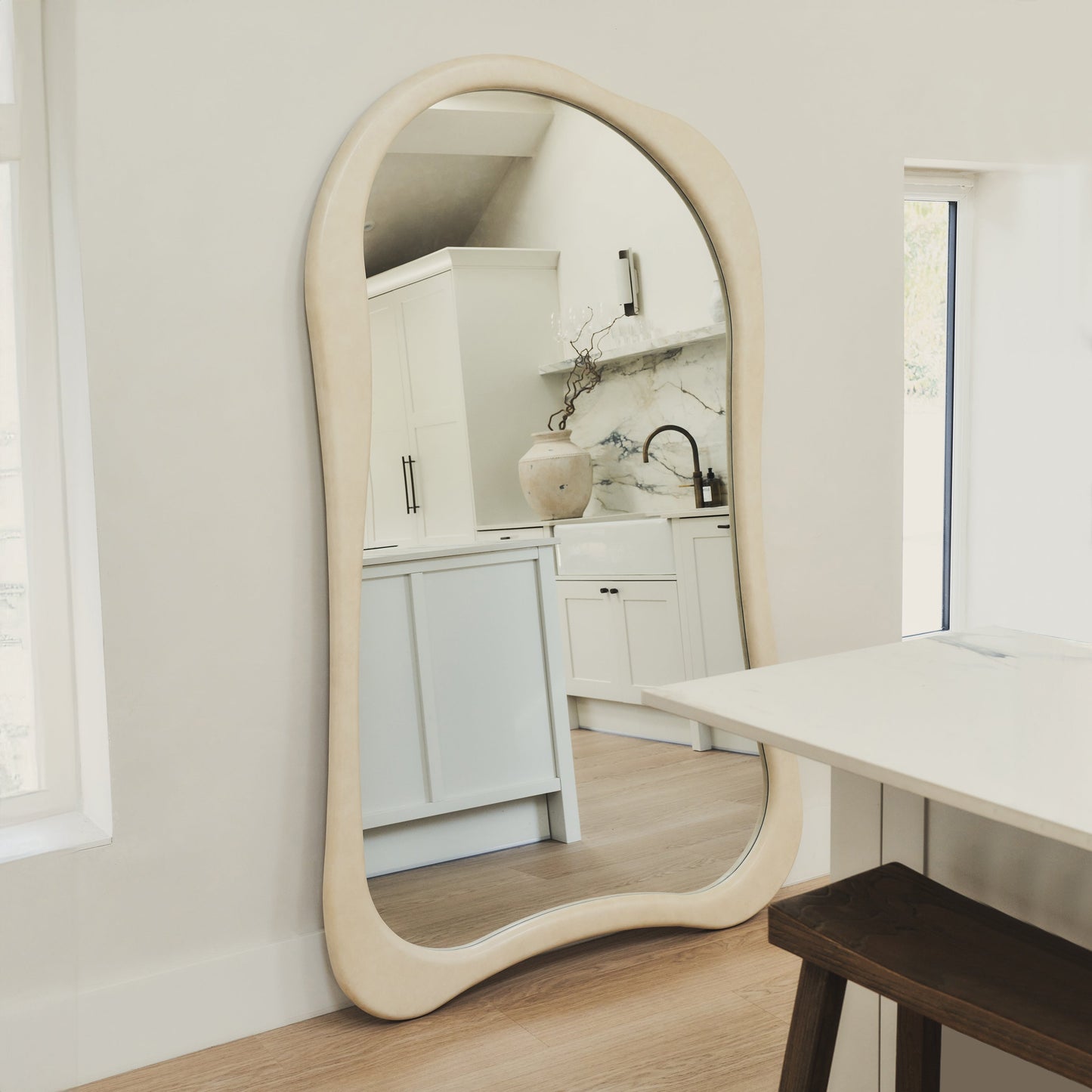 Arcurva - Miroir irrégulier extra large pleine longueur 190 cm x 120 cm