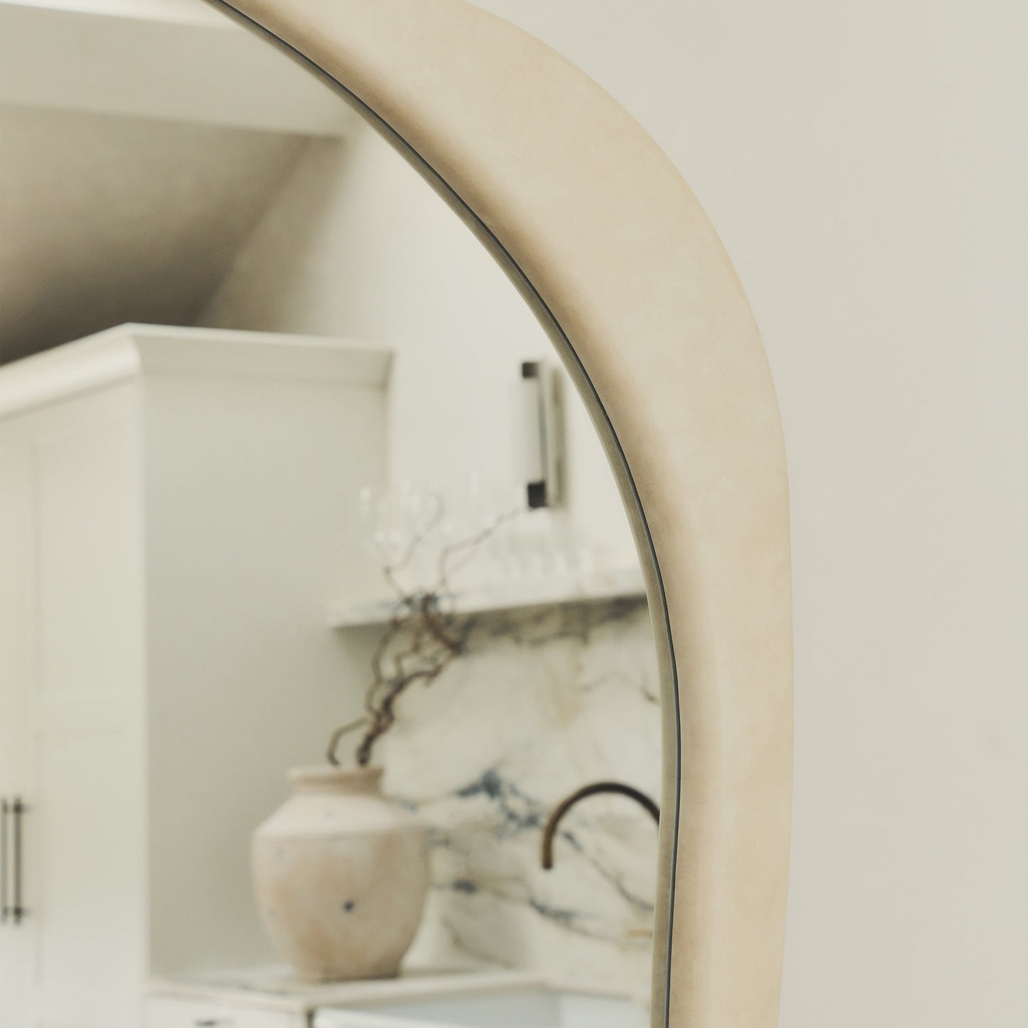 Arcurva - Miroir irrégulier extra large pleine longueur 190 cm x 120 cm